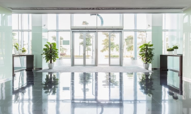 install aluminium door