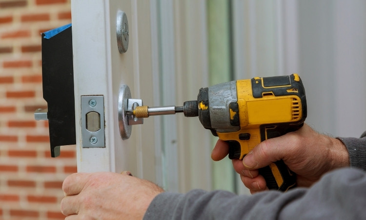 how to replace home front door