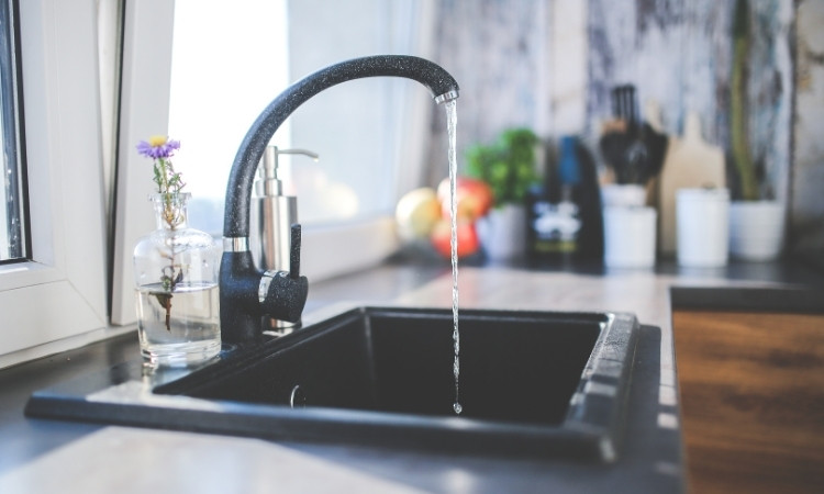 Fix a Leaking Kitchen Sink