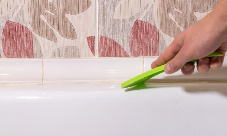 removing silicone sealant