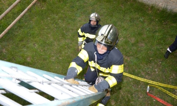 Climb a Ladder Safely in Singapore