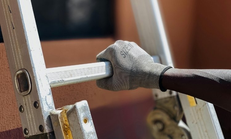 How to Climb a Ladder Safely