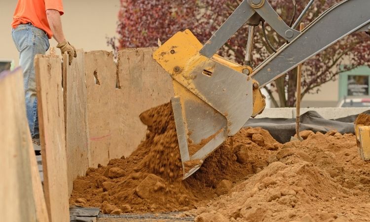 How to Build a Retaining Wall